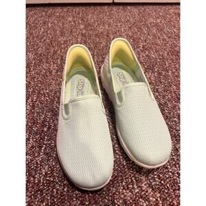 Skechers Slip-ins GO walk Travel Washable Mint women’s size 8.5